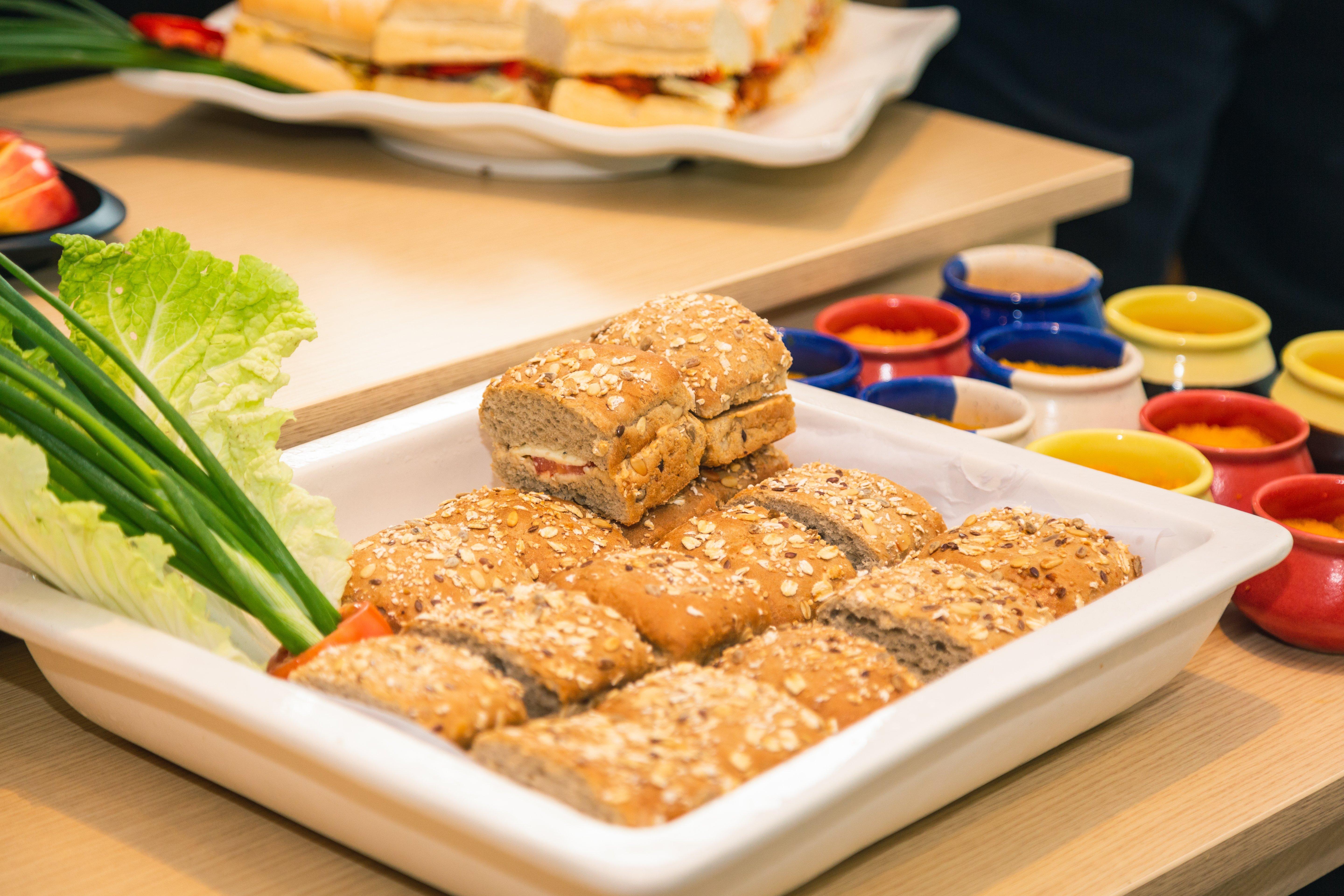 Holiday Inn Express Pune Pimpri By Ihg מראה חיצוני תמונה