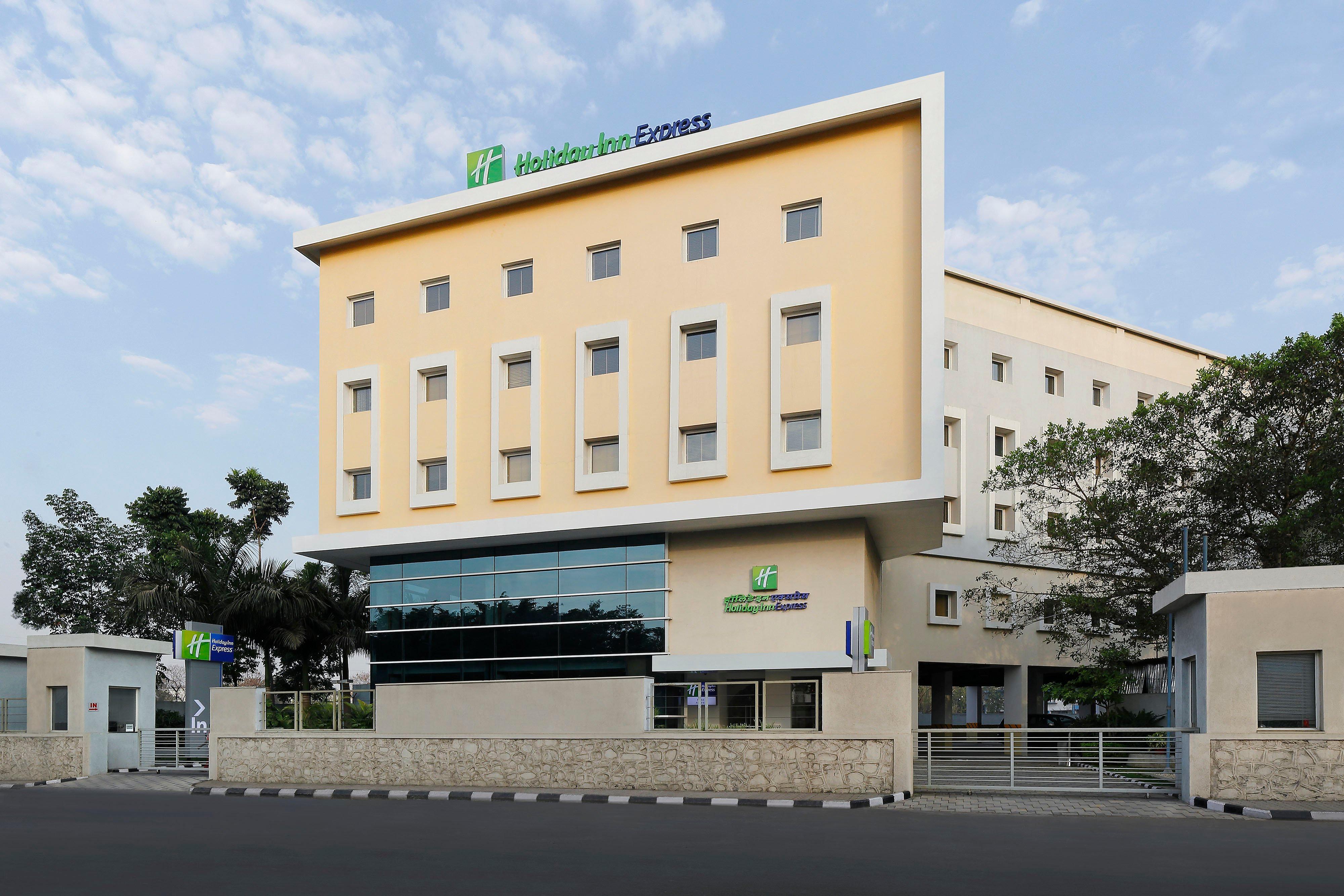 Holiday Inn Express Pune Pimpri By Ihg מראה חיצוני תמונה