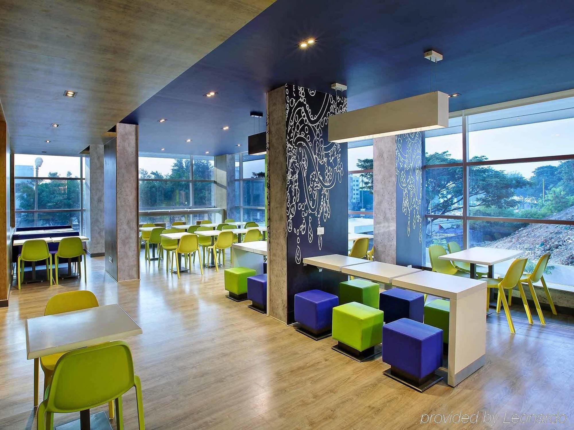 Holiday Inn Express Pune Pimpri By Ihg מראה חיצוני תמונה