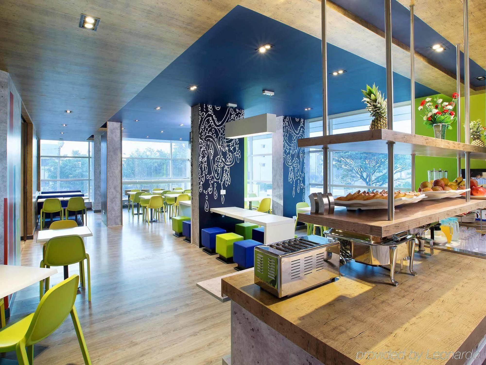 Holiday Inn Express Pune Pimpri By Ihg מראה חיצוני תמונה